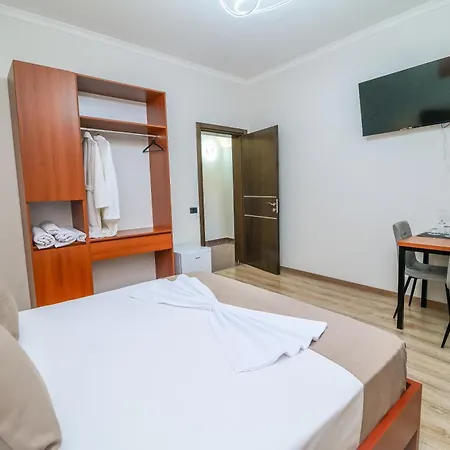 The Blue House * Široka