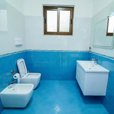 The Blue House Široka