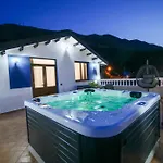 The Blue House Σκόδρα