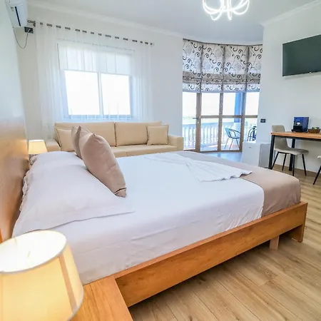 بيت ضيافة The Blue House Široka