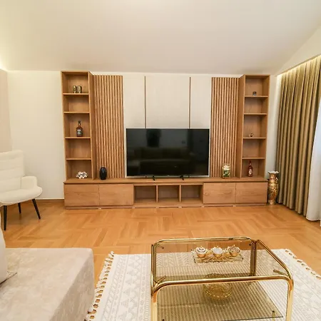 The Blue House Široka